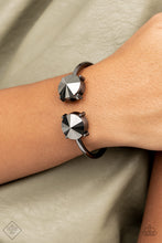 Load image into Gallery viewer, Magnificent Musings - The SHOWCASE Must Go On - Black Necklace Set - Complete Trend Blend - Fashion Fix