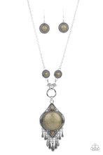 Load image into Gallery viewer, Majestic Mountaineer - Green Necklace