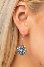 Load image into Gallery viewer, Saguaro Garden - Blue Necklace - Fashion Fix