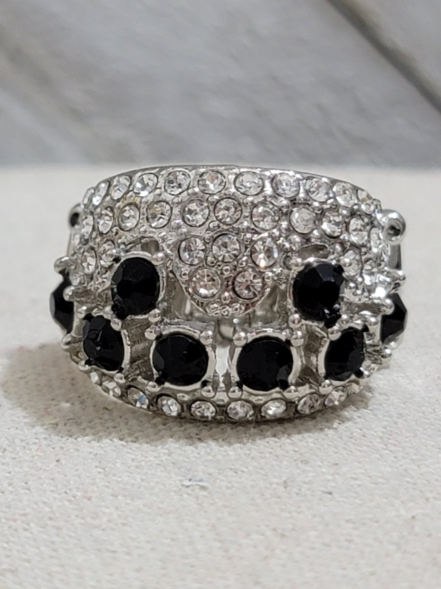 Imperial Incandescence- Black Ring- Fashion Fix