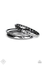 Load image into Gallery viewer, Magnificent Musings - Haute Hardware- Gunmetal/Black Necklace Set - Complete Trend Blend - Fashion Fix
