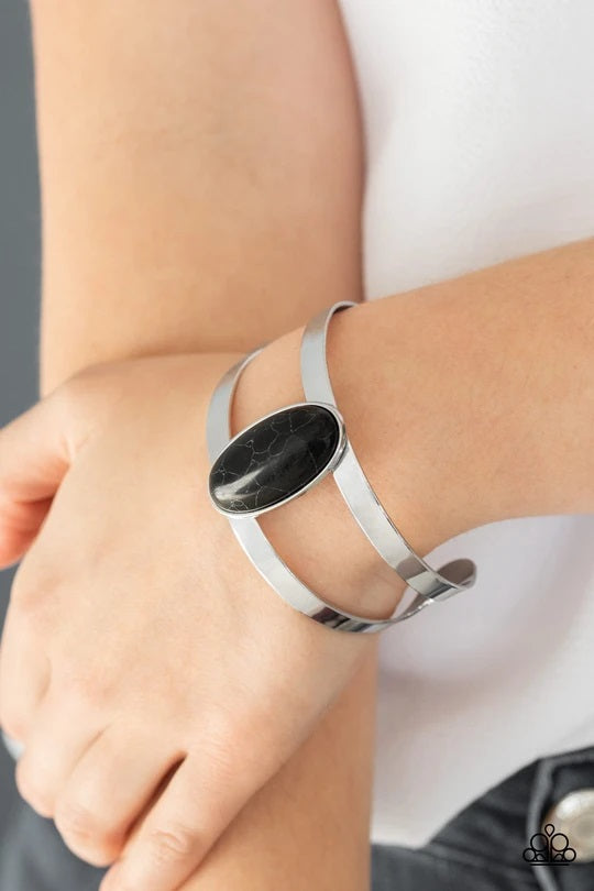 Quarry Queen - Black Bracelet