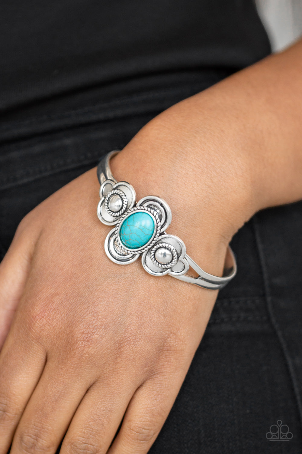 Dream COWGIRL -Blue Bracelet - Paparazzi