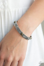 Load image into Gallery viewer, Wild West Story - Green Bracelet
