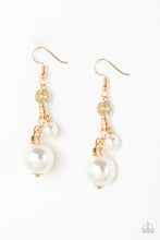 Load image into Gallery viewer, Timelessly Traditional - Gold Earrings
