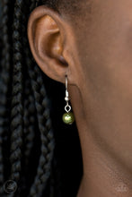 Load image into Gallery viewer, Put On Your Party Dress - Choker Green Necklace
