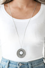 Load image into Gallery viewer, Chicly Centered - Multi Necklace
