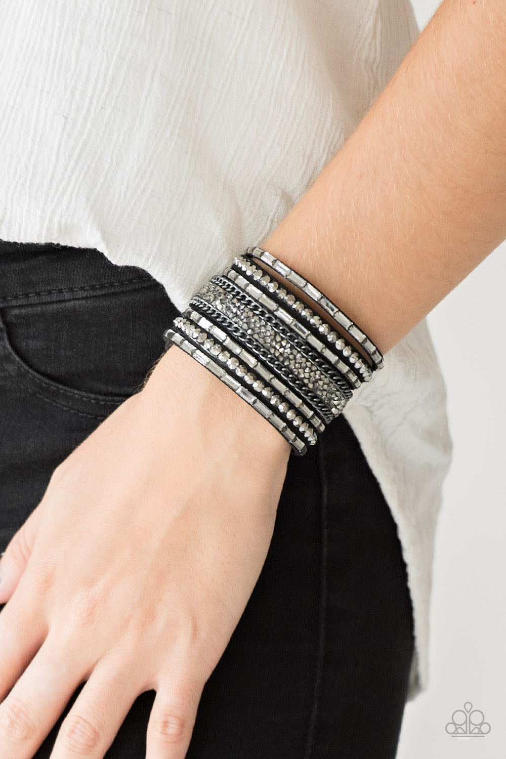 Rhinestone Rumble - Black Bracelet - Urban