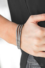 Load image into Gallery viewer, It&#39;s a stretch - Black Bracelet
