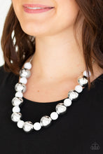 Load image into Gallery viewer, Top Pop - White Necklace
