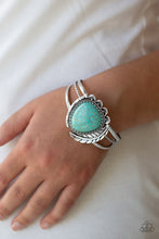Load image into Gallery viewer, Natures Bounty - Blue Bracelet
