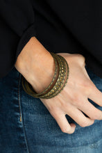 Load image into Gallery viewer, Glitzy Grunge - Brass Bracelet
