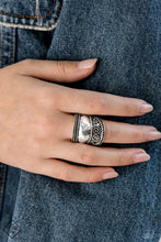 Load image into Gallery viewer, Simply Santa Fe - River Valley Radiance - Blue Necklace Set- Complete Trend Blend- Fashion Fix
