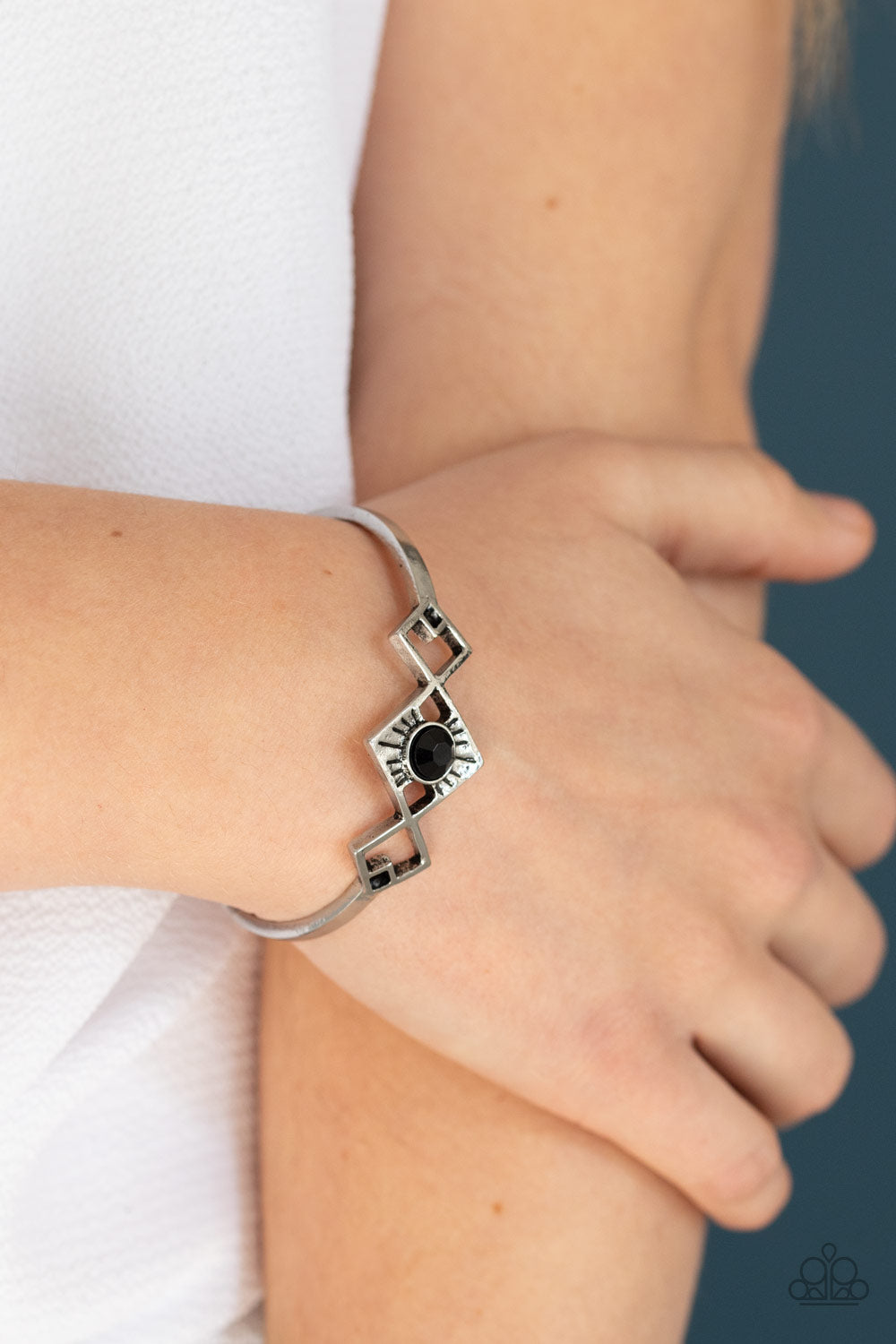 Dainty Deco - Black Bracelet