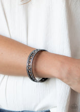 Load image into Gallery viewer, Couture Court - Black Bracelet
