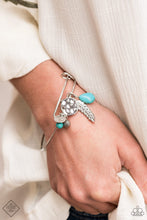 Load image into Gallery viewer, Simply Santa Fe - Tropical Mirage - Blue Necklace Set- Complete Trend Blend - Fashion Fix
