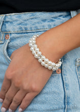 Load image into Gallery viewer, Downtown Debut - White Bracelet
