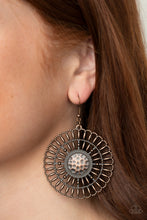 Load image into Gallery viewer, Rustic Groves - Copper Earrings
