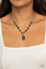 Load image into Gallery viewer, Fashionista Week - Green Necklace
