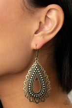 Load image into Gallery viewer, Texture Garden - Brass Earrings
