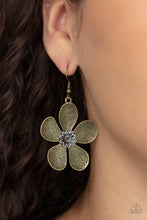 Load image into Gallery viewer, Fresh Florals - Copper Earrings - Fashion Fix
