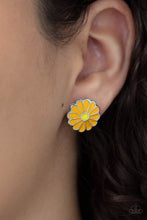 Load image into Gallery viewer, Budding Out - Orange Earrings -(Appear Yellow Earrings) - Post
