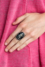 Load image into Gallery viewer, Glittery With Envy - Black Ring- Fashion Fix
