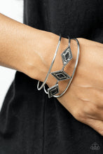 Load image into Gallery viewer, Desert Diamondback - Black Bracelet
