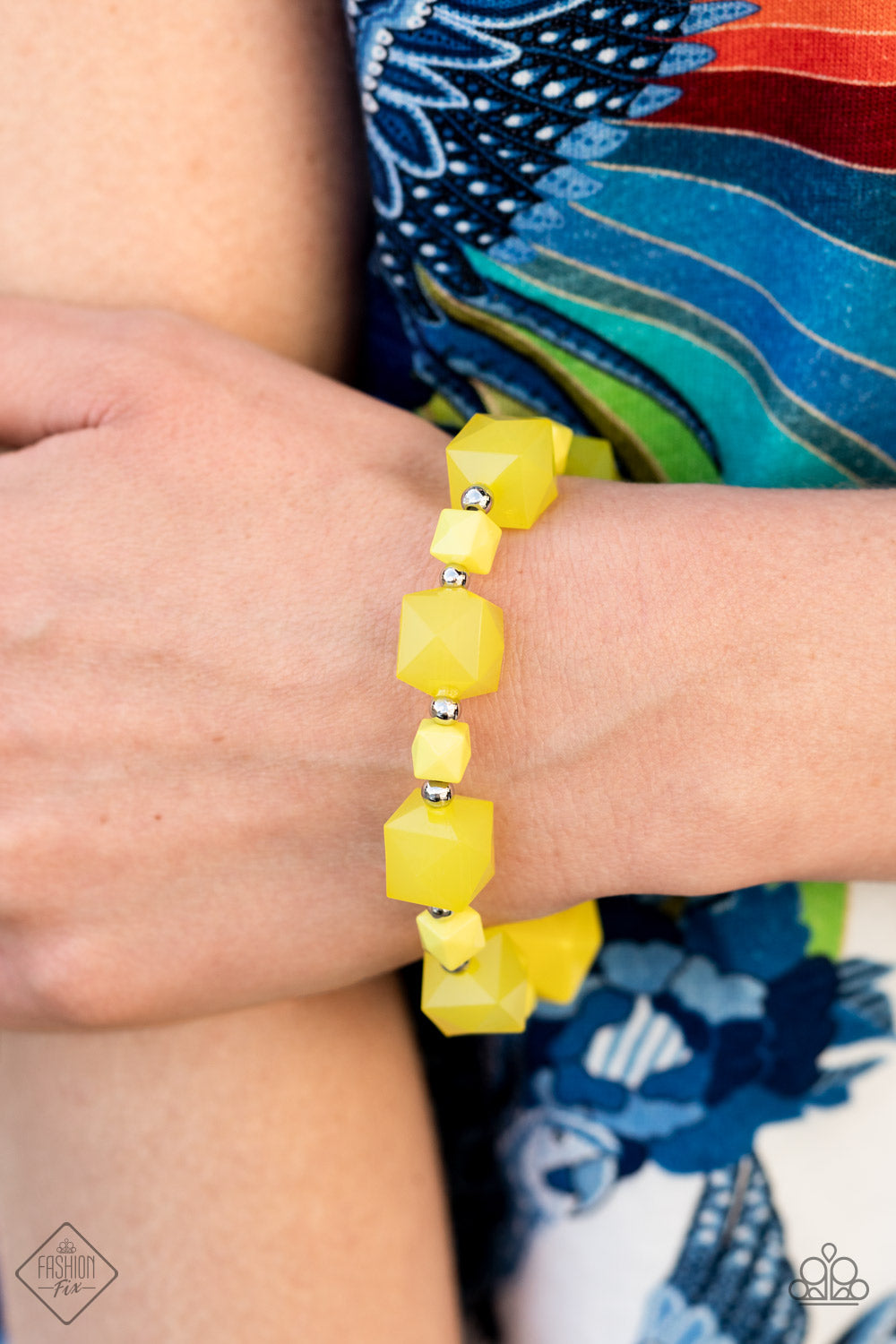 Trendsetting Tourist - Yellow Bracelet- Fashion Fix