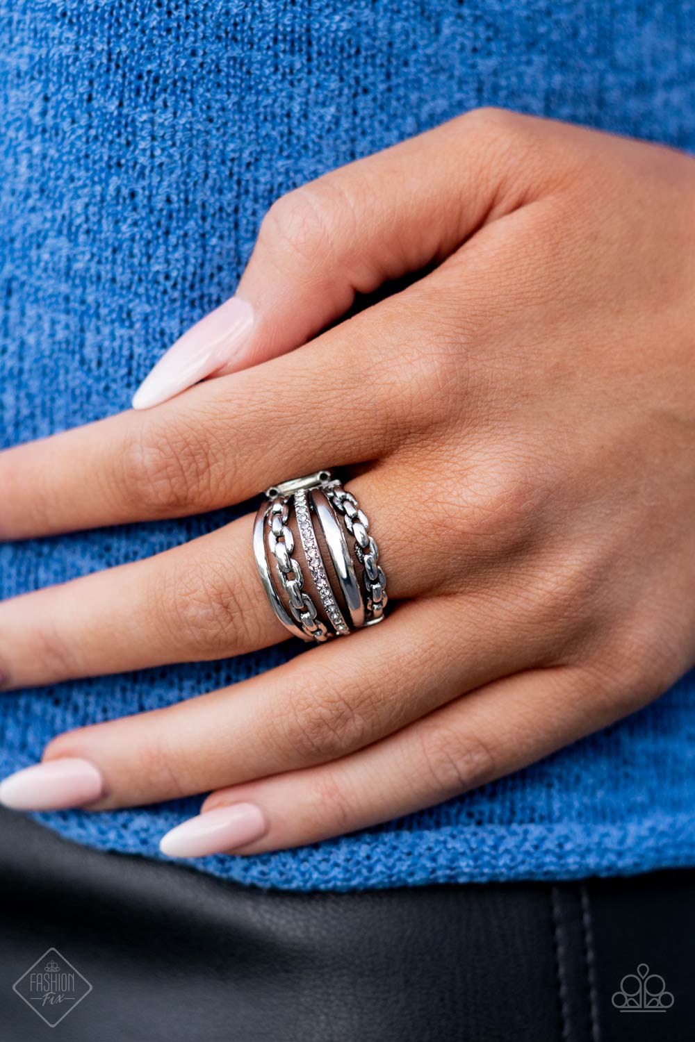 LINK Out Loud - White Ring - Fashion Fix