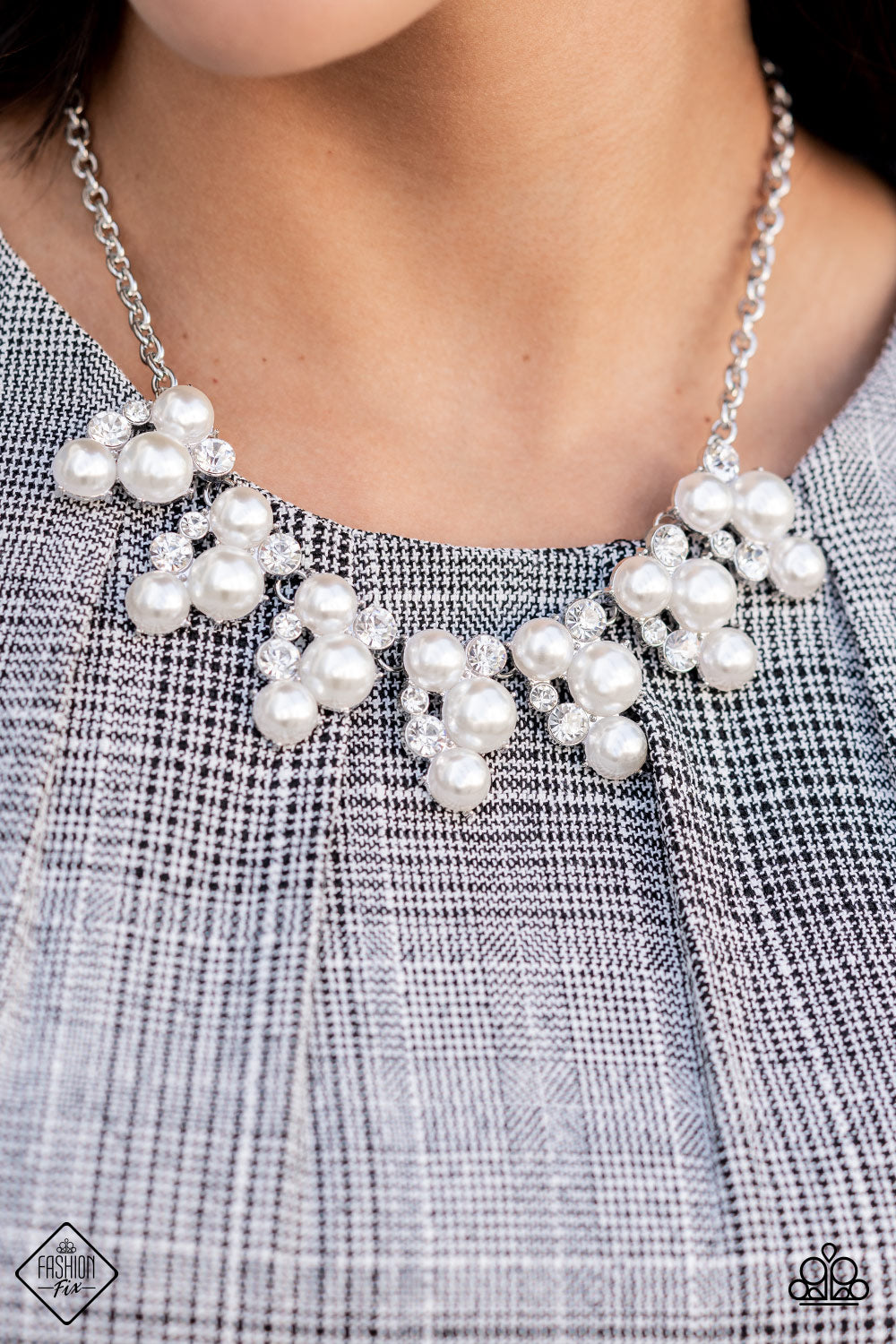 Renown Refinement - White Necklace - Fashion Fix