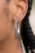 Load image into Gallery viewer, Magnificent Musings - Complete Trend Blend - Bombshell Bling - Silver Necklace Set- Fashion Fix
