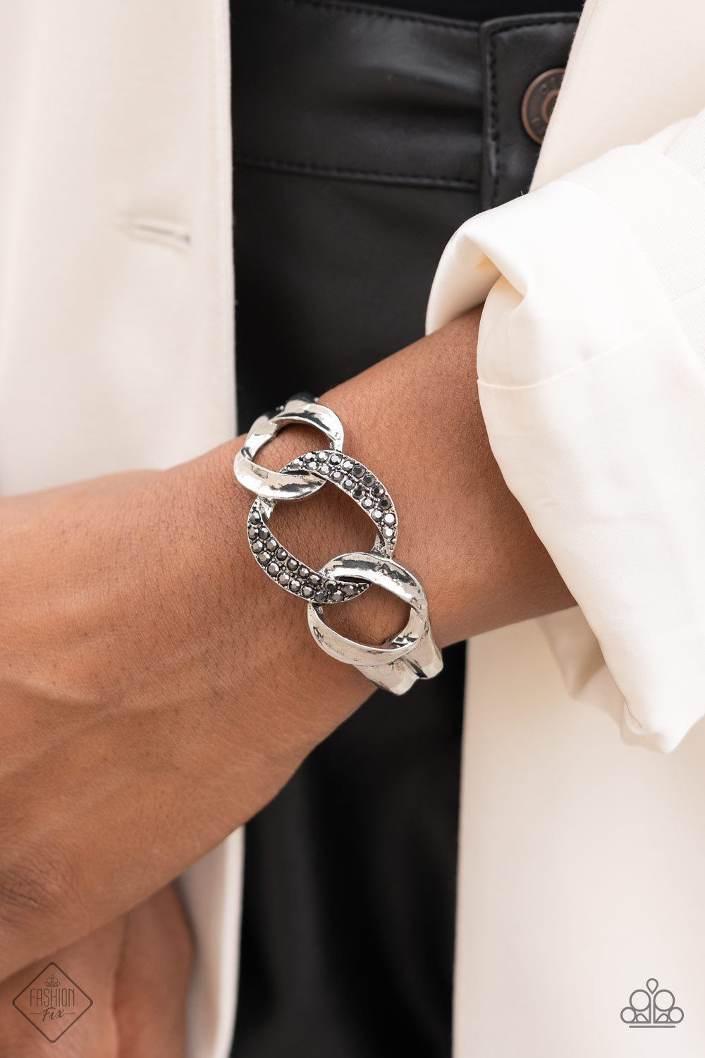 BOMBSHELL Squad - Silver Bracelet - Fashion Fix