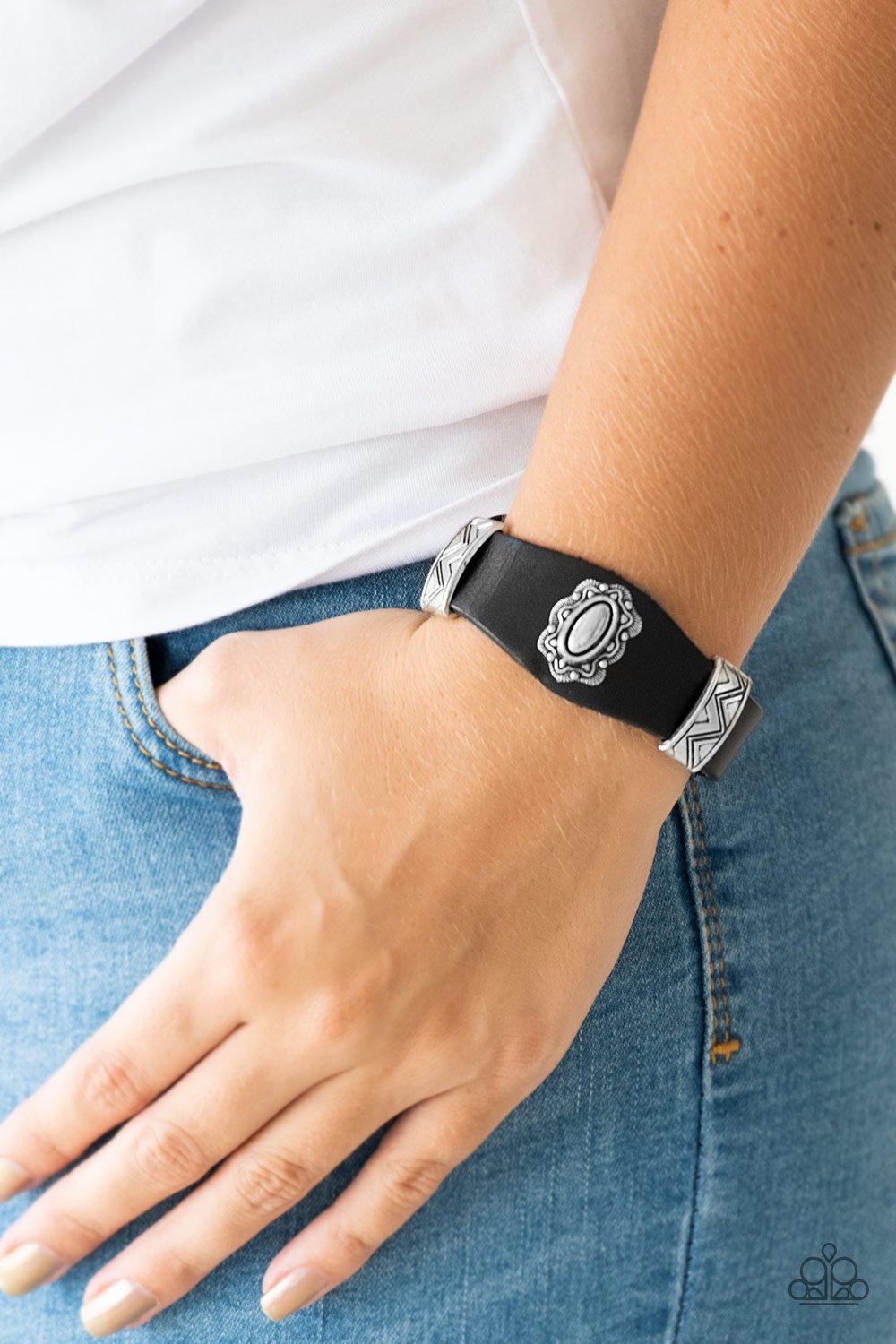 Western Romance - Black Bracelet