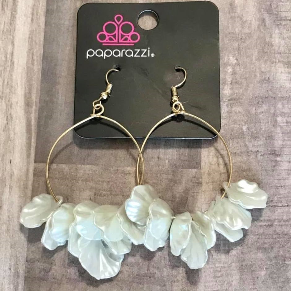 Sailboats and Seashells - Gold Earrings - Fashion Fix
