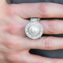 Load image into Gallery viewer, Vow to Wow- white ring-  Fashion Fix
