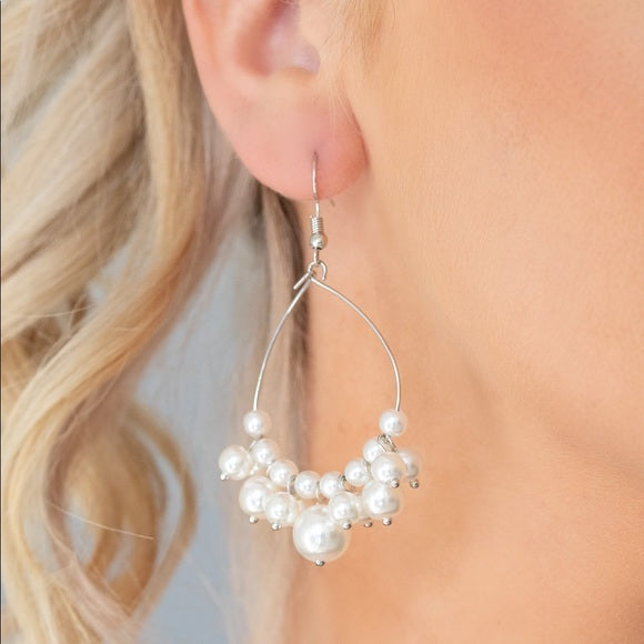 5th Avenue Appeal -White Earrings